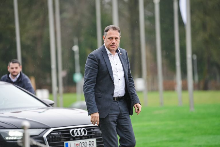 koalicijski-vrh, brdo-pri-kranju, Matej Arčon