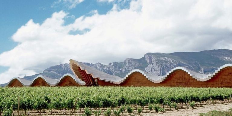 spanska-rioja-A-1_1115x560_acf_cropped.jpg