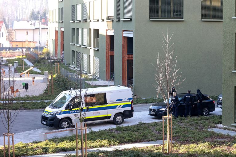 5-crnuce Robert Balen.jpg