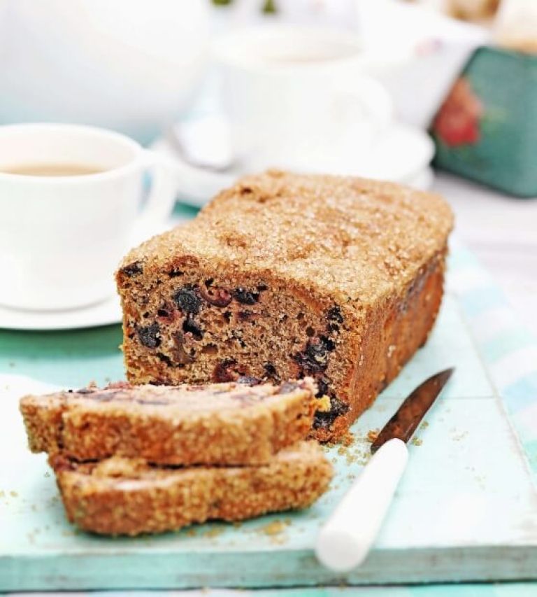 kolac-s-suhim-sadjem