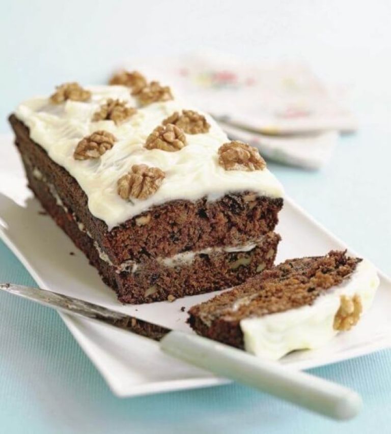 korenckov-kolac-z-vaniljevim-nadevom_558x620_acf_cropped