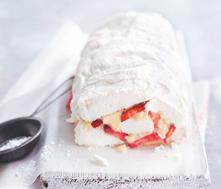 Jagodna beljakova rulada