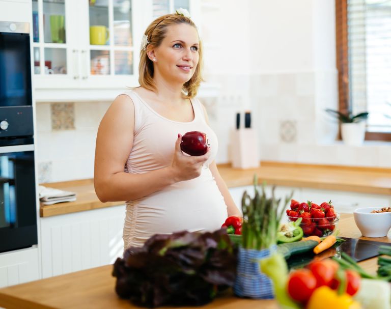 nosečnica, sadje, prehrana