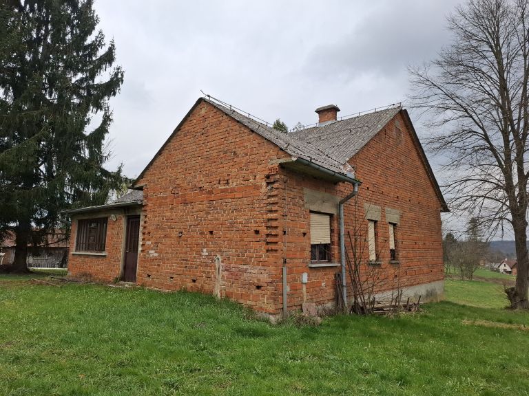 feri-lainšček, domačija, dolenci, iniciativni-odbor