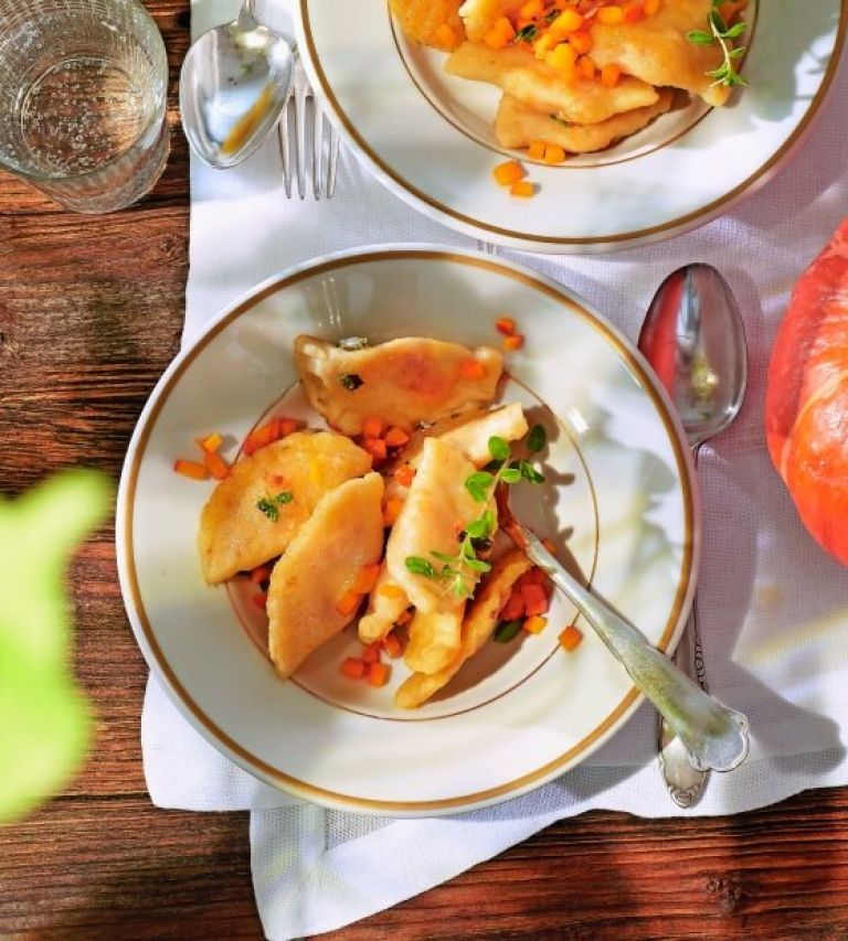 zepki-z-bucno-skutnim-nadevom-maultaschen_558x620_acf_cropped