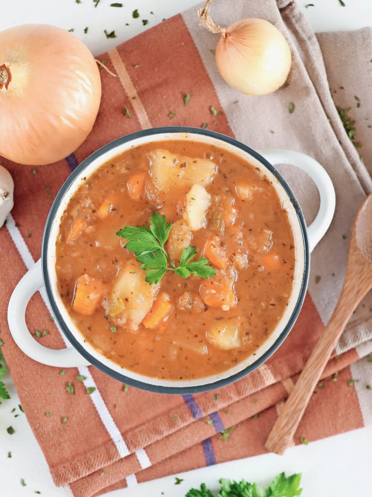 veganski krompirjev golaž