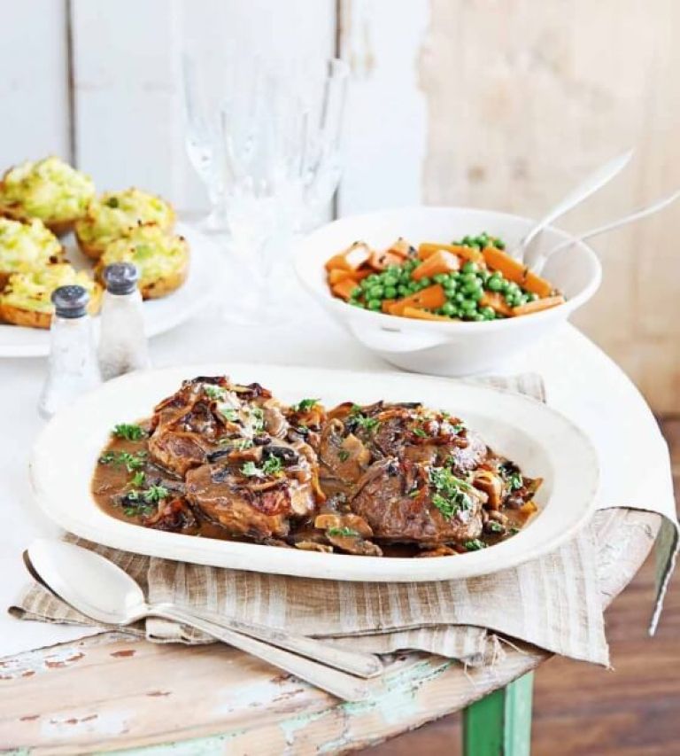 goveji-bocnik-v-cebulni-omaki_558x620_acf_cropped