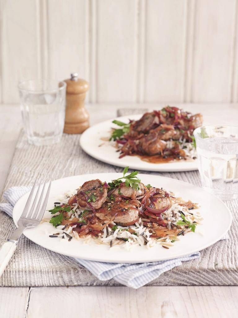 Svinjina s sladko–kislo čebulno omako