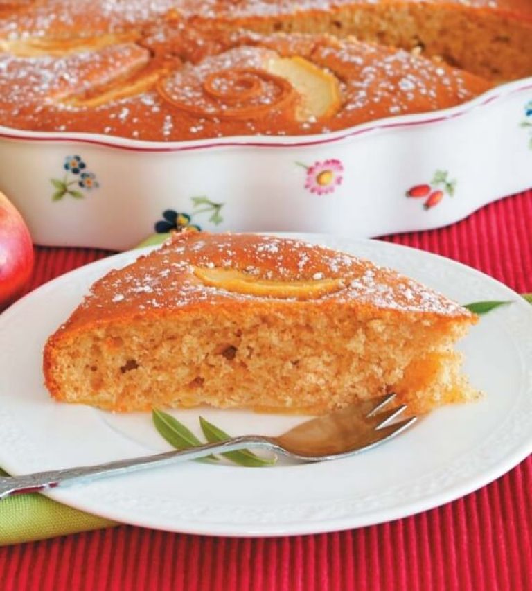 jabolcni-kolac-s-cimetom_558x620_acf_cropped