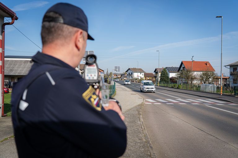 maraton-nadzora-hitrosti, policija, pums