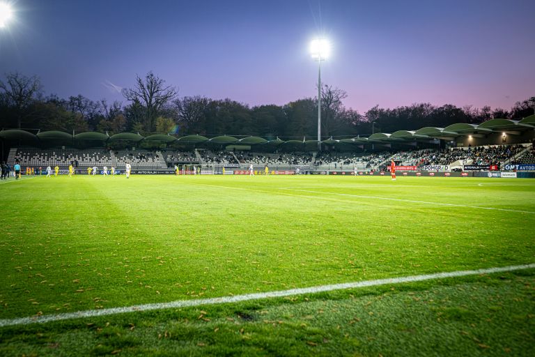 mura, domzale, tribune, gledalci