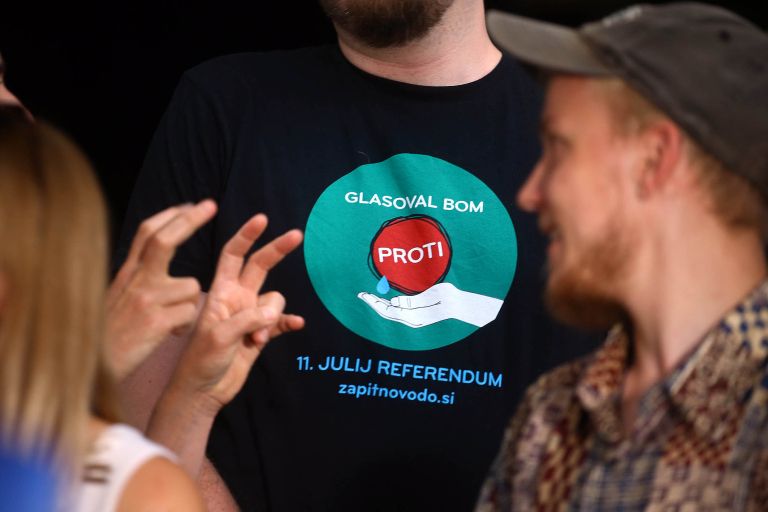 referendum vodah BOBO.JPG