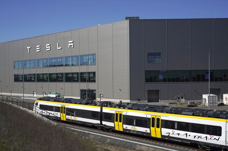 tesla tovarna profimedia-0983496735.jpg