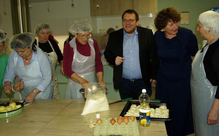 hrana, okusi-sveta, dso-novo-mesto