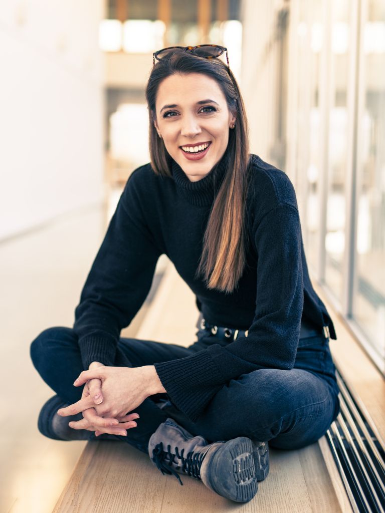 Monika Avsenik
