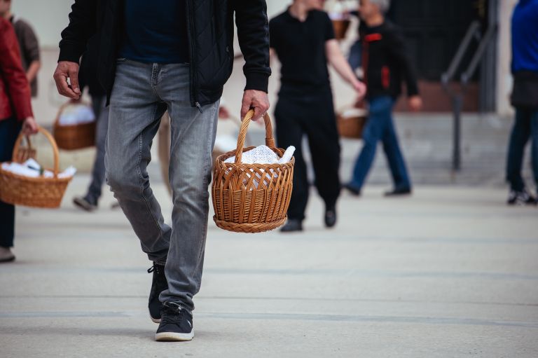 blagoslov-velikonočnih-jedi, katoliška-cerkev, velikonočni-prazniki, pirhi, žegenj