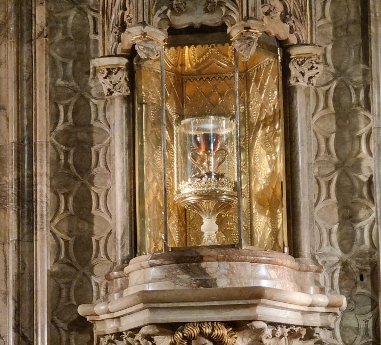 21-sveti gral valenija-mm.JPG