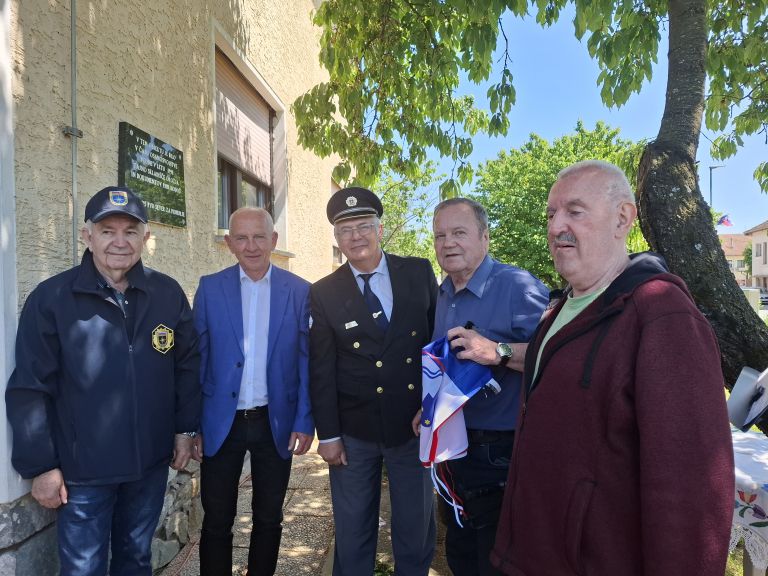salovci, policijsko-veteransko-drustvo-sever-za-pomurje, spominska-plosca