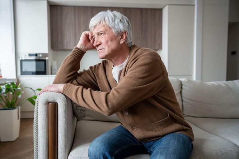 demenca, možganska bolezen, osamljenost, zrela leta