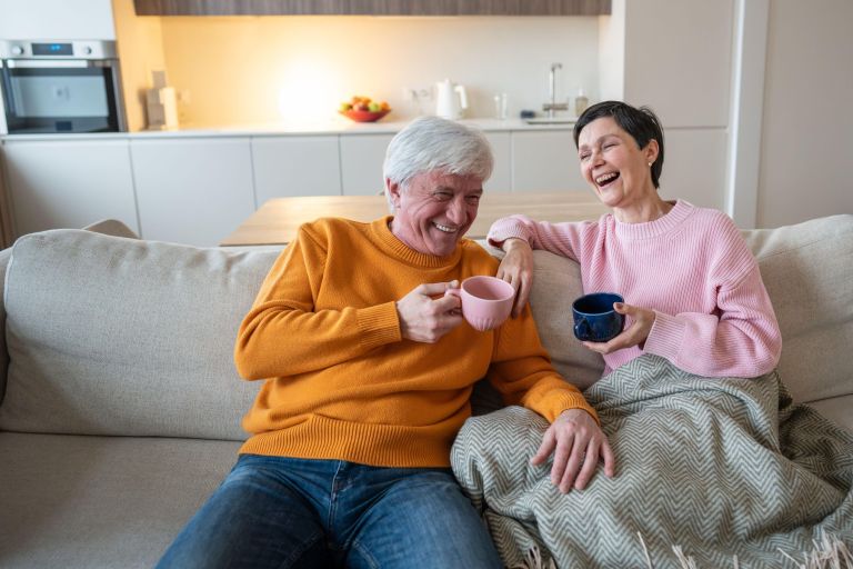 par, pogovor, skupna kava, dobra volja, zrela leta