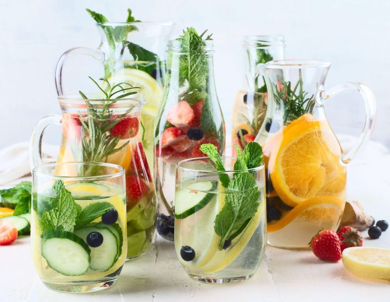 voda z okusom, sadje