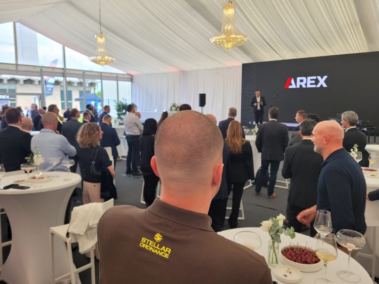arex, 30let