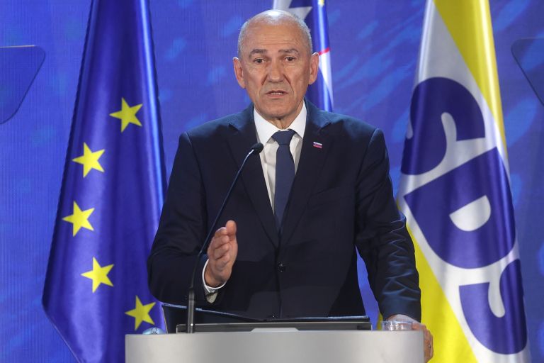 janez janša, kongres.jpg