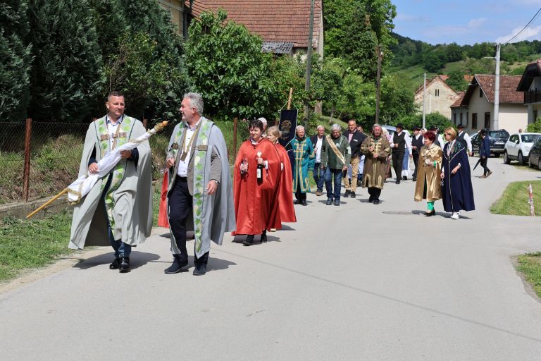 drustvo-vinogradnikov-centiba, 35-let
