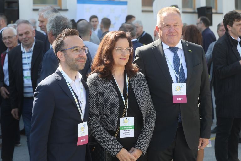 peric gregorcic pocivalsek Primoz Lavre.jpg