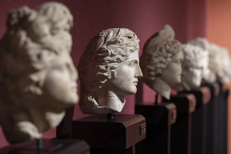 bust-5524961_1280.jpg