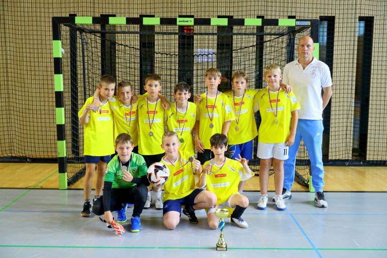 Nogomet_MT_učenke_učenci_letnik_2014_OŠ Destrnik-Trnovska vas_splet.jpg