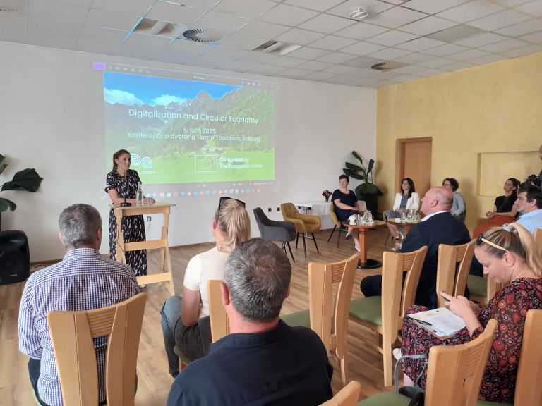 konferenca topolšica.jpg