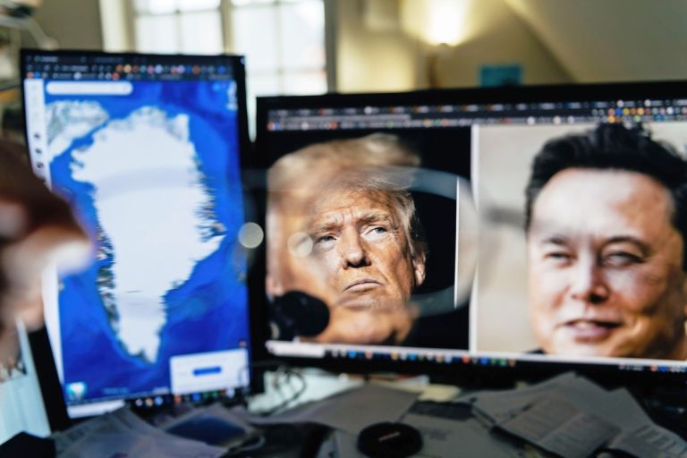 941532_135-trump_musk-grenlandija.jpg