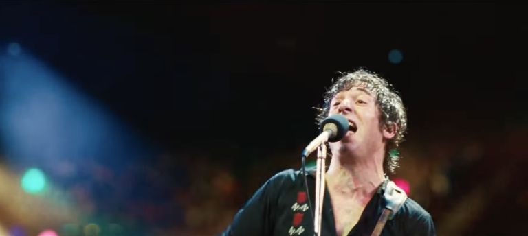 jeremy allen white 1.jpg