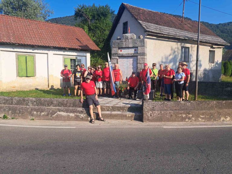 straza, spominski-pohod, spomeniki-nob
