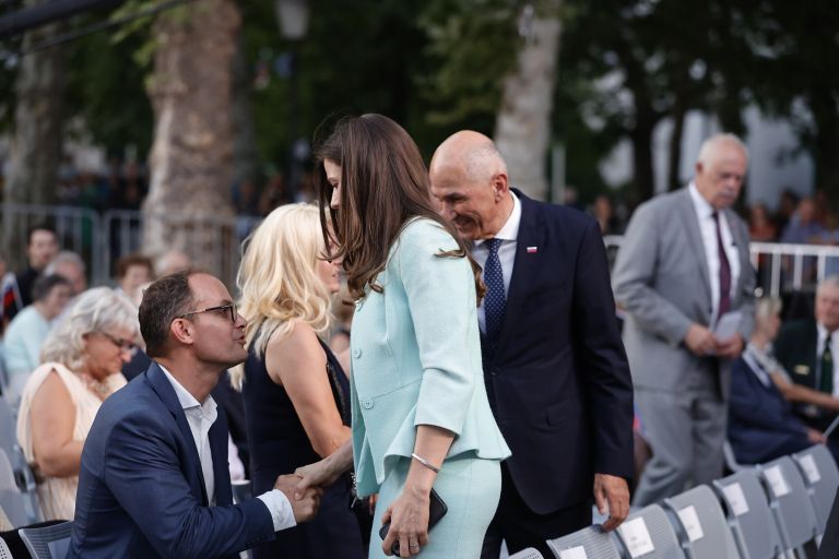 logar jansa BOBO.jpg