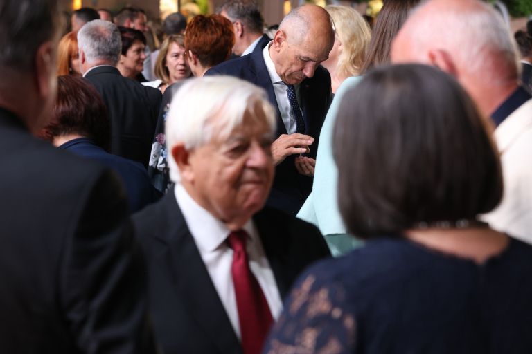 UV-kucan jansa-pl.JPG