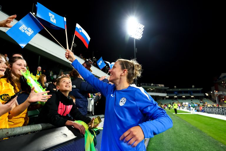 nogometna reprezentanca ženske avstralija slovenija 25 pm.jpg