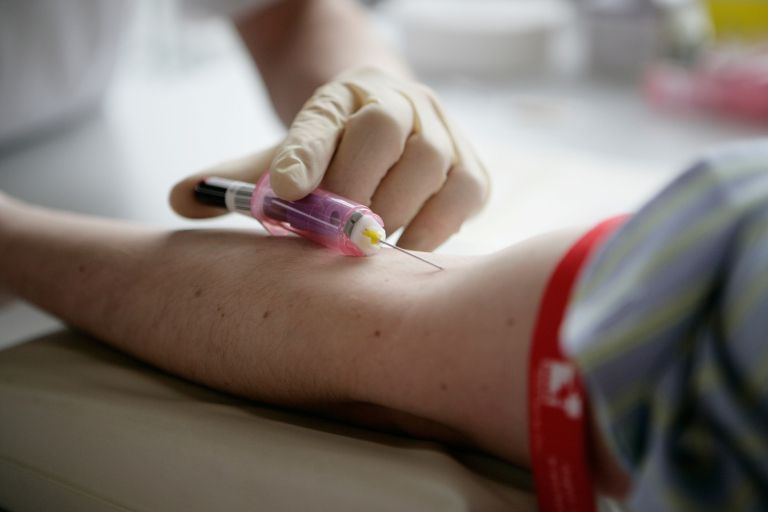 KRI, JEMANJE KRVI, KRVNE PREISKAVE