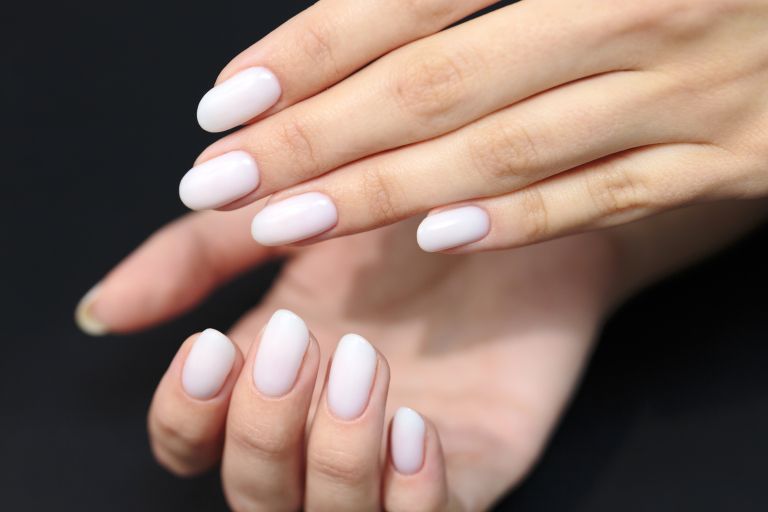 milky nails, nohti.jpg