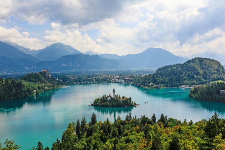 943227_bled.jpg