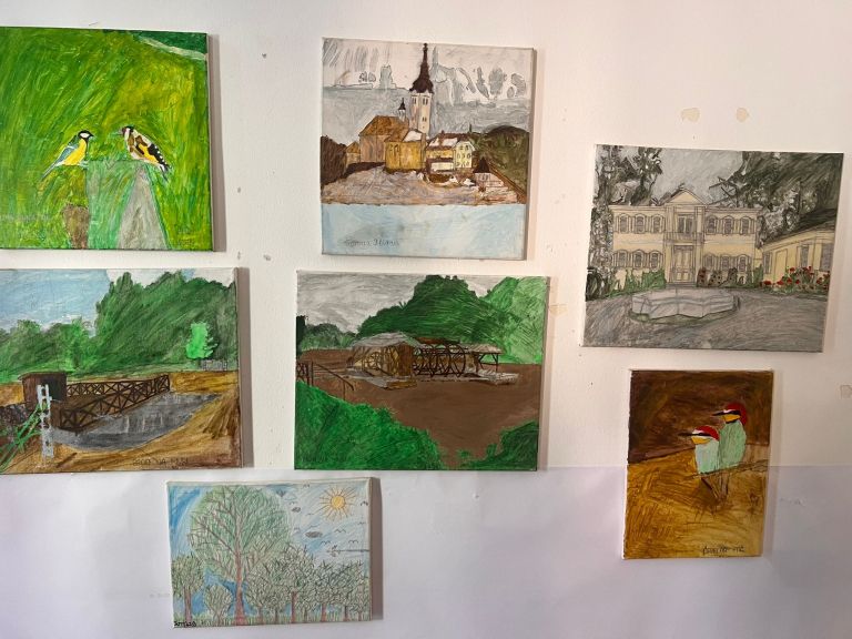 drustvo-kreativne-mladine, razstava, artdrop-v-dnevni, tomas-flisar, v-odtenkih-prijaznosti