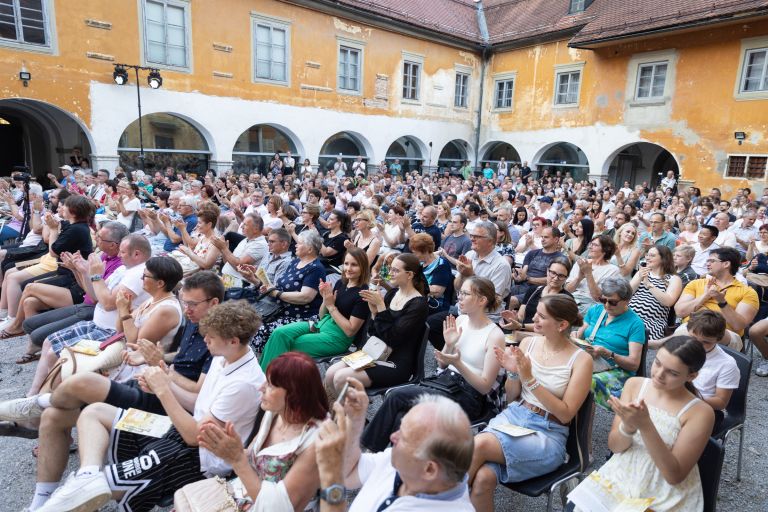 grad-grm, pihalni-orkester-krka