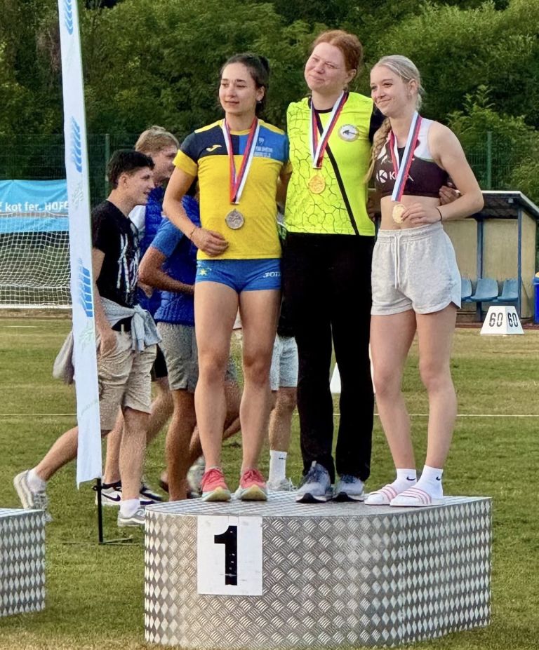 klara-janza, drzavna-prvakinja, starejse-mladinke, slovenj-gradec, atletika