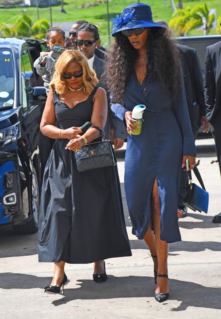 rihanna 2.jpg