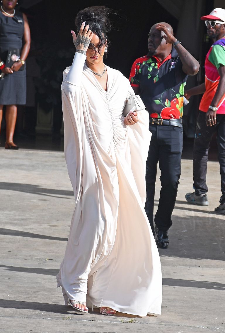 rihanna 5.jpg