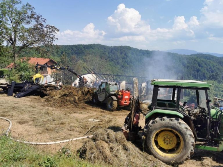 pozar-velika-strmica, druzina-tramte