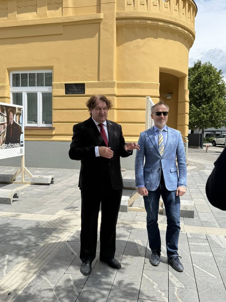 razstava-o-zoisovih-in-puchovih-nagrajencih, murska-sobota