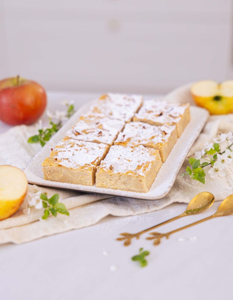 recept na preizkusnji Anina kuhinja Dr Oetker Ekspresne jabolčni štrudelj rezine 6.jpg