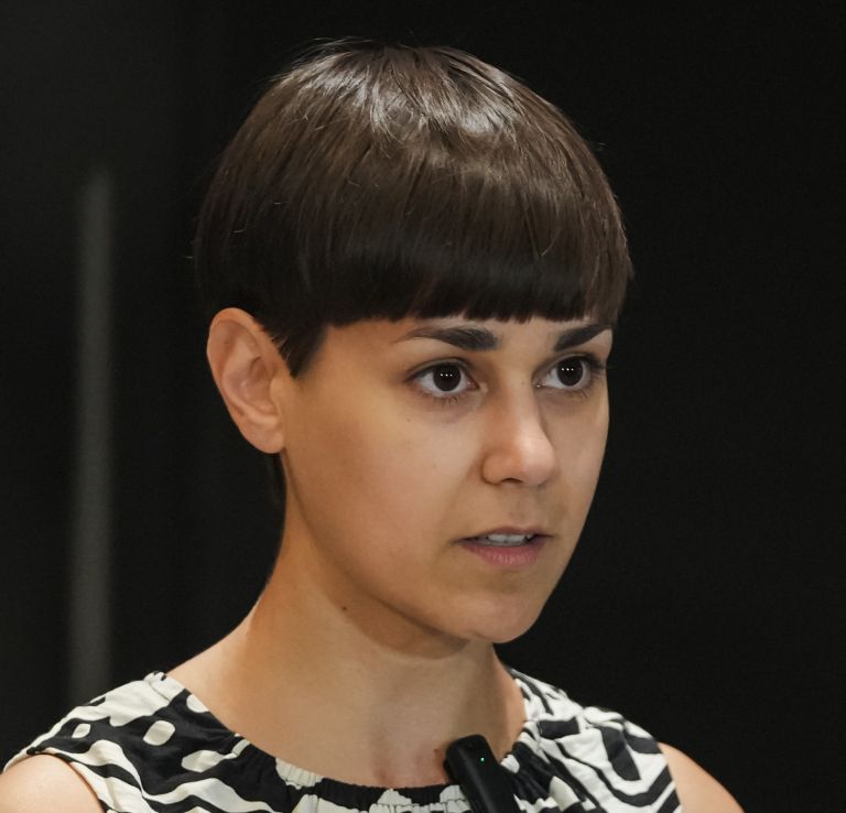 sara žibrat, Nataša Sukič